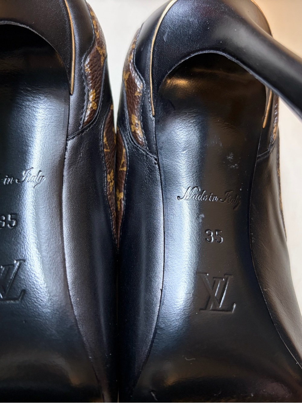 Louis Vuitton Black/Brown Monogram Pointed Toe Stiletto Heels - Picture 14 of 16